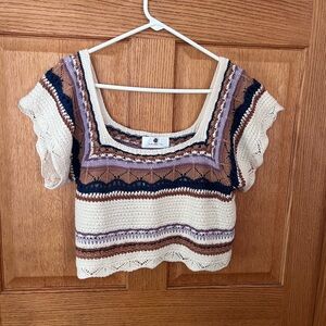 Everyday chic, crochet colorful, square neck crop top
Size large